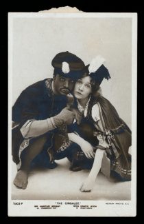 From the original 1904 cast: Huntley Wright (comic) as Chambhuddy Ram and Miss Gracie Leigh as Peggy Sabine | (Public domain)