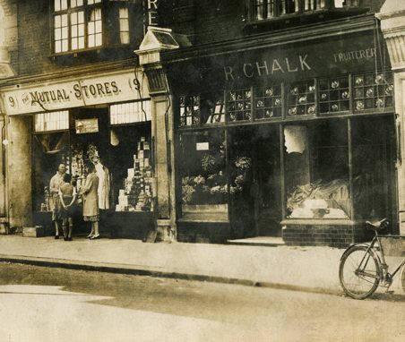 R. Chalk, Fruiterer, 1932, then at 8 Central Parade, Hadleigh. In 1939 'R. Chalk' became 'Chalks'. The premises are still owned by the family. R. Chalk, Fruiterer, 1932, then at 8 Central Parade, Hadleigh. In 1939 'R. Chalk' became 'Chalks'. The premises are still owned by the family. | Gill and Colin Blackall