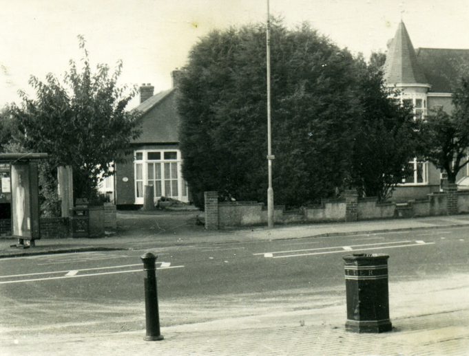 The changing face of Thundersley Village [2] Places Hadleigh & Thundersley Community Archive
