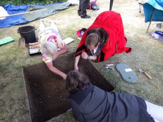 The Mayor digging at the pit | Terry Barclay