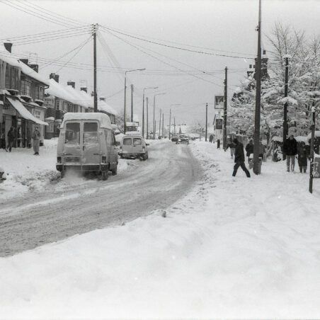 Hart Road Shops, looking North | Paul Fretwell